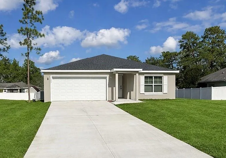 5077 SW 155th Loop exterior